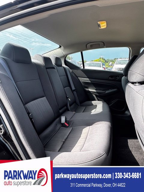 Used 2024 Nissan Altima 2.5 SV AWD/4WD image 16