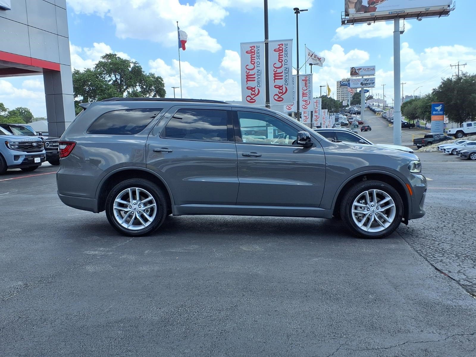 Used 2025 Dodge Durango GT AWD/4WD image 5
