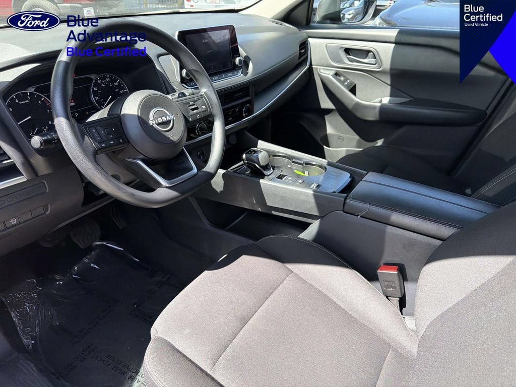 Used 2024 Nissan Rogue S FWD image 31