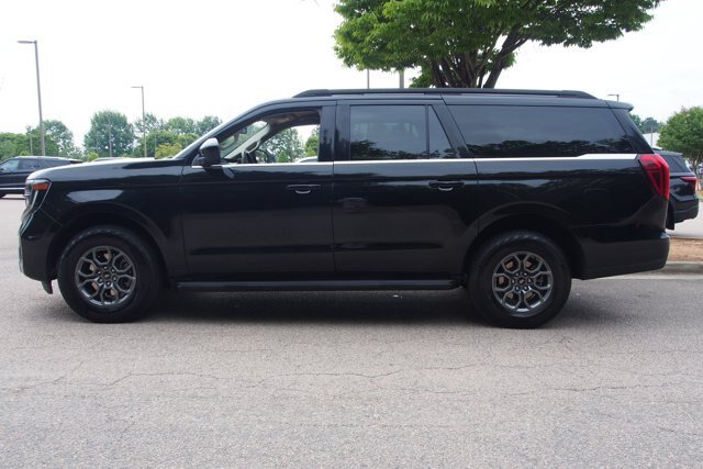 Certified 2025 Ford Expedition Max Active RWD image 4