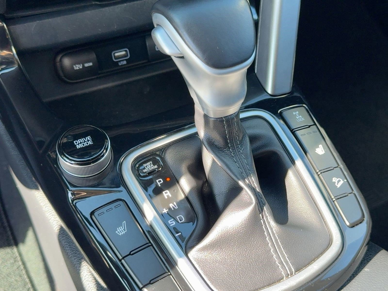 Used 2021 Kia Seltos EX image 18