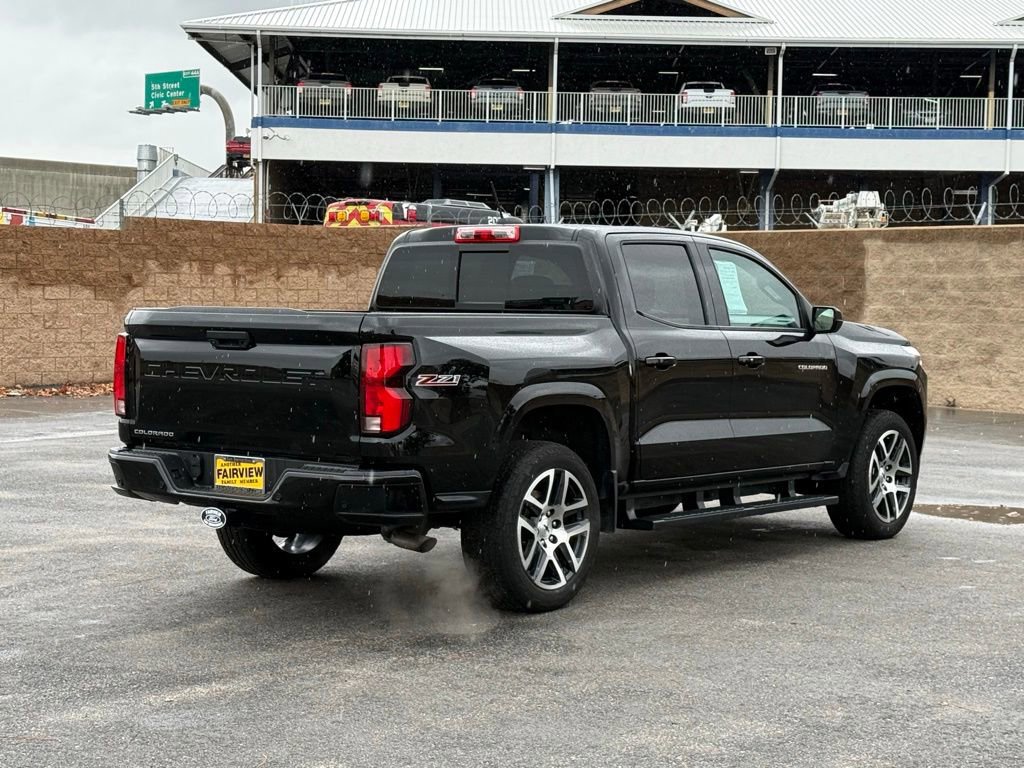 Used 2023 Chevrolet Colorado Z71 w/ Z71 Convenience Package 2 image 3