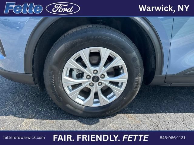 Certified 2025 Ford Escape Active AWD/4WD image 2