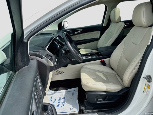 Certified 2020 Ford Edge Titanium w/ Equipment Group 301A AWD/4WD image 29