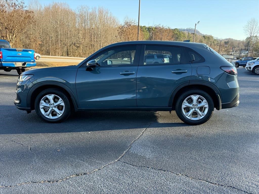 Used 2023 Honda HR-V LX image 7