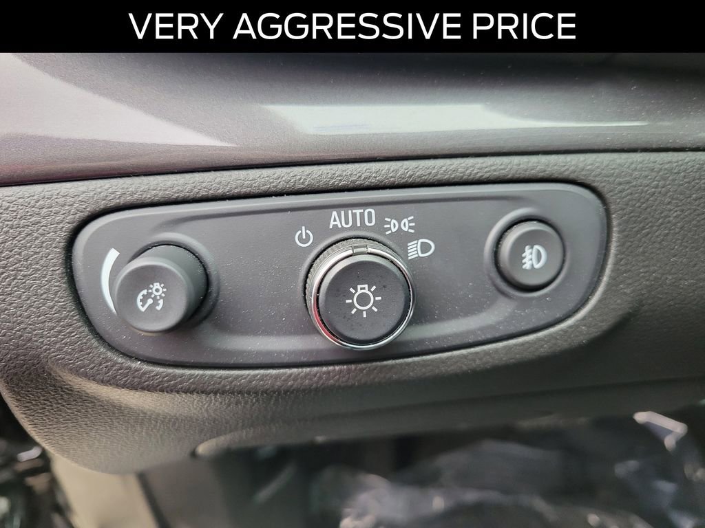 Used 2020 Buick Encore Essence image 20