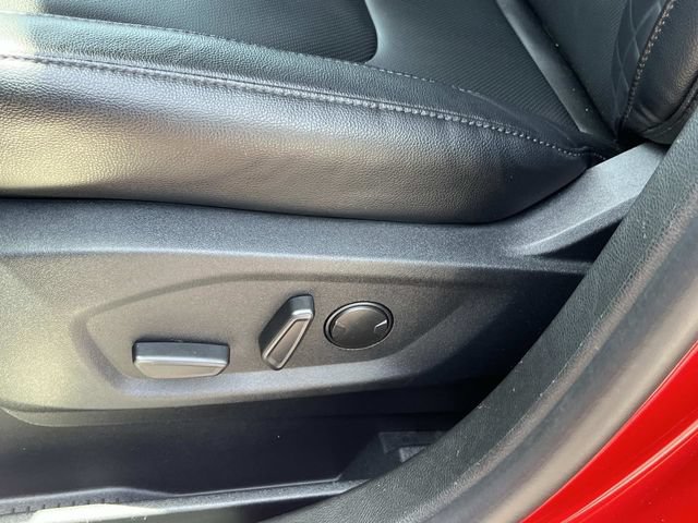 Certified 2024 Ford Edge Titanium w/ Equipment Group 301A AWD/4WD image 33