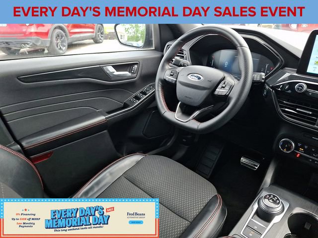 Certified 2024 Ford Escape ST-Line AWD/4WD image 14