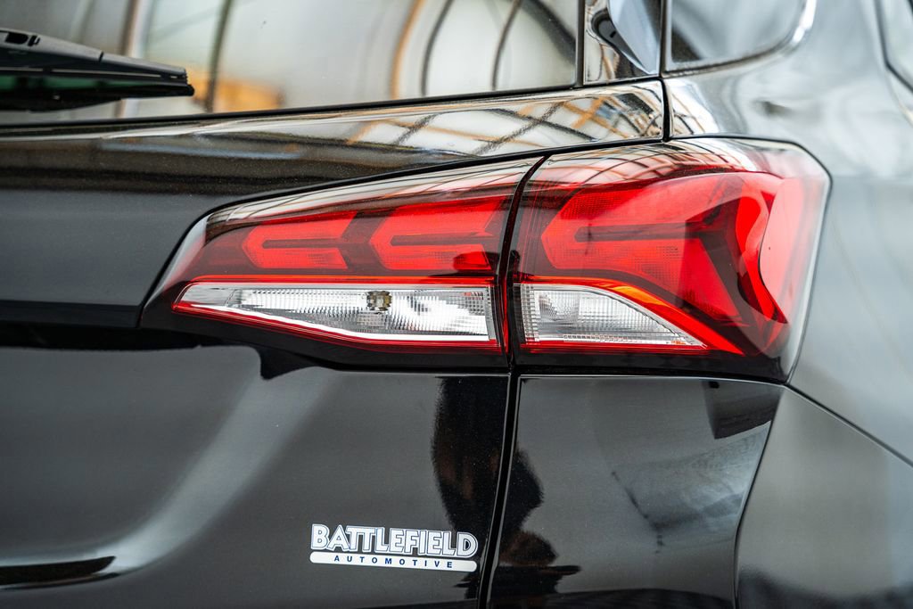 Used 2023 Chevrolet Equinox LS w/ LS Convenience Package AWD/4WD image 9