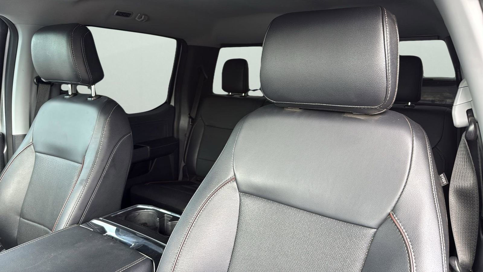 Certified 2023 Ford F150 Lariat w/ Trailer Tow Package image 10