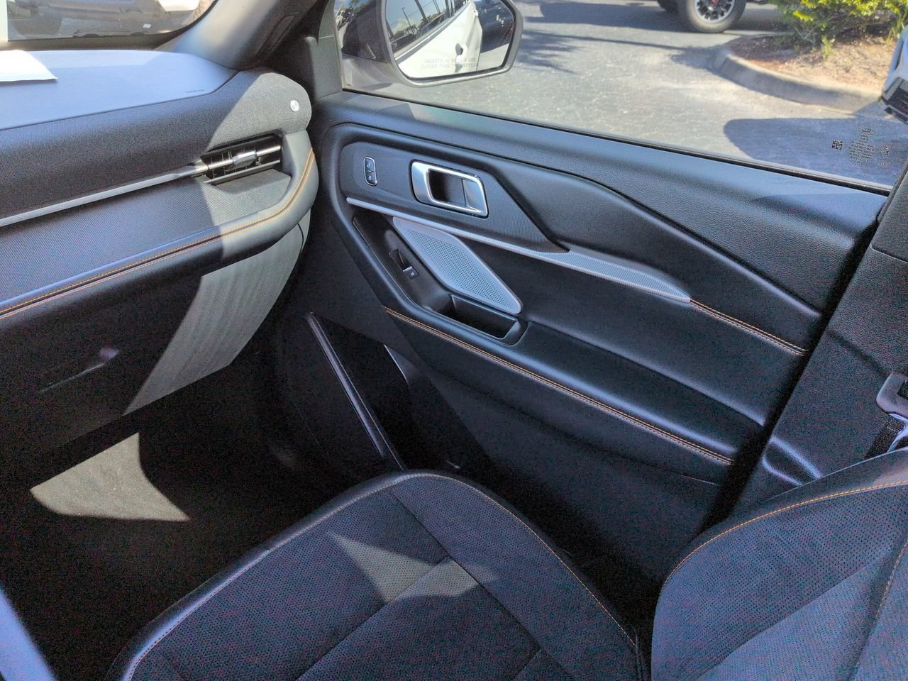 Certified 2026 Ford Explorer Tremor w/ Tremor Ultimate Package AWD/4WD image 17