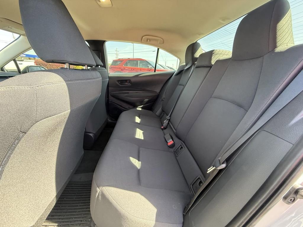 Used 2023 Toyota Corolla LE image 8