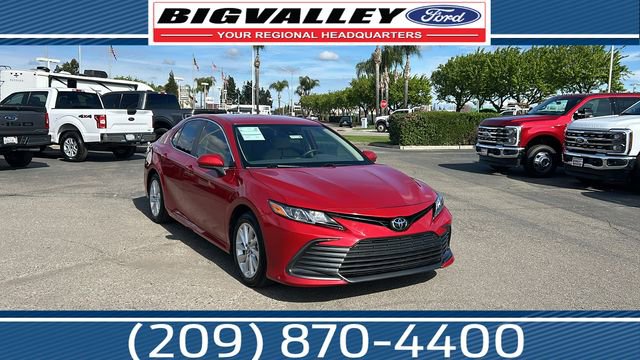 Used 2024 Toyota Camry LE image 1