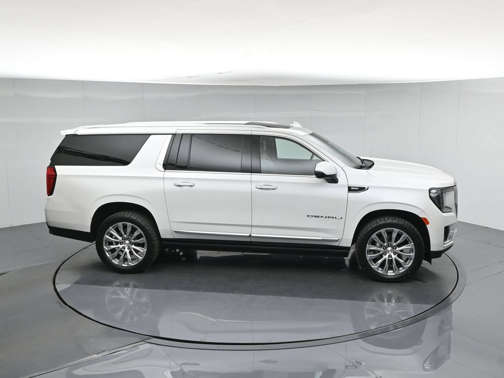 Used 2023 GMC Yukon XL Denali AWD/4WD image 55