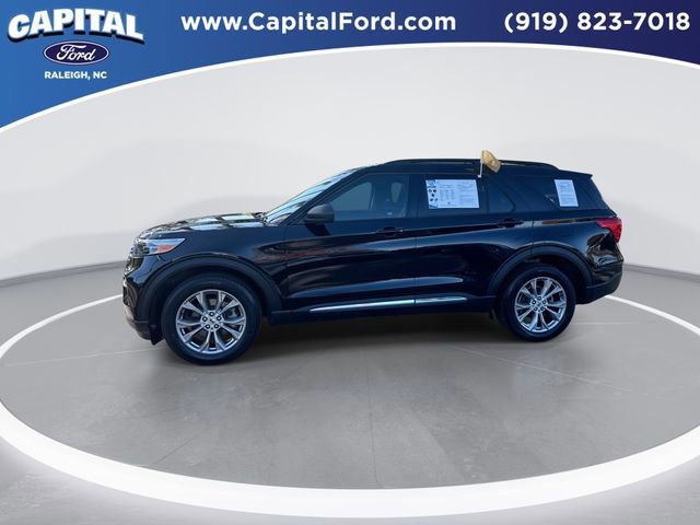 Certified 2023 Ford Explorer XLT w/ Equipment Group 202A image 3