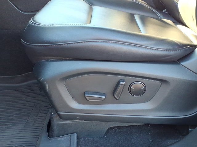 Certified 2023 Ford Explorer XLT w/ Equipment Group 202A AWD/4WD image 18