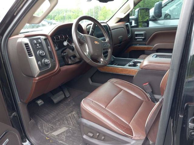 Used 2019 Chevrolet Silverado 2500 High Country w/ Duramax Plus Package AWD/4WD image 13