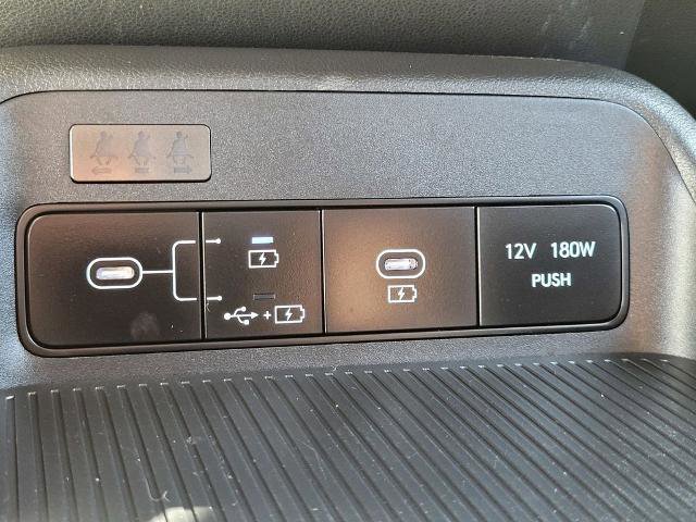 Used 2025 Hyundai Kona SE FWD image 20