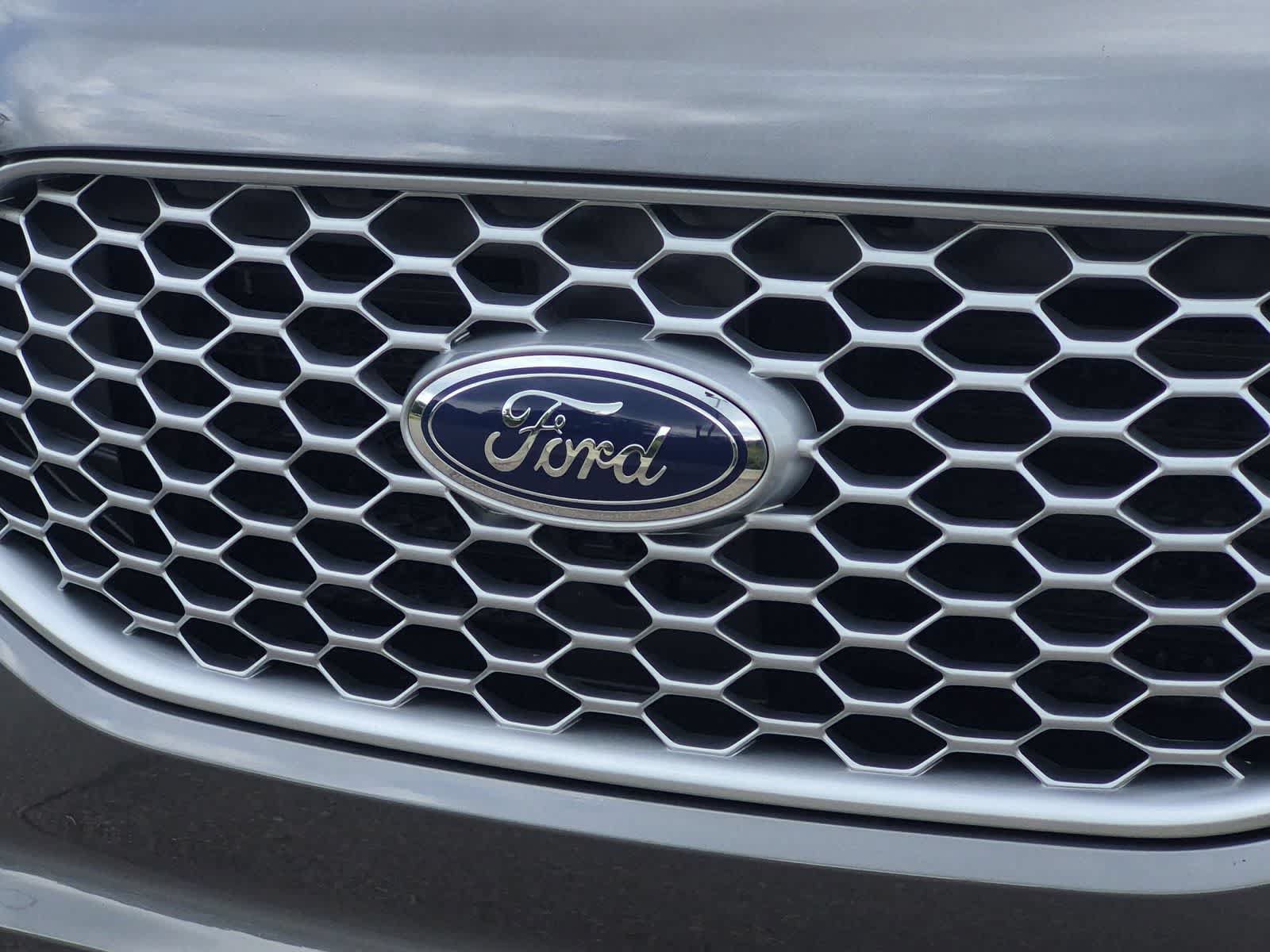 Certified 2024 Ford Edge SEL w/ Convenience Package AWD/4WD image 12