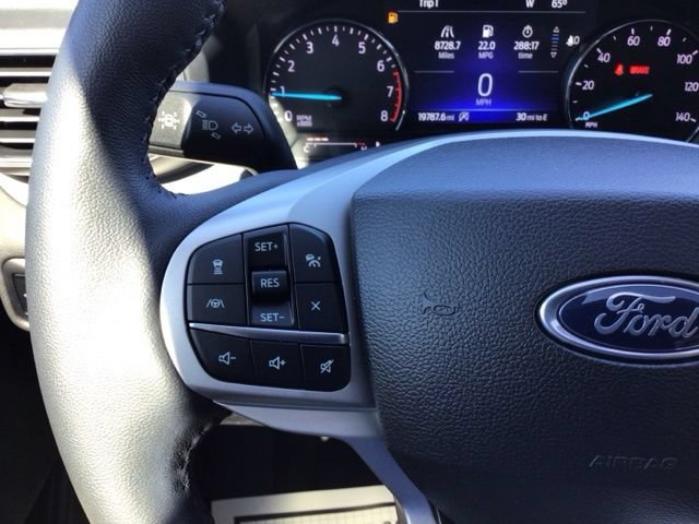 Certified 2023 Ford Explorer XLT w/ Equipment Group 202A RWD image 13