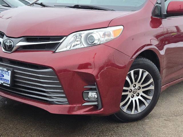 Used 2020 Toyota Sienna XLE image 6