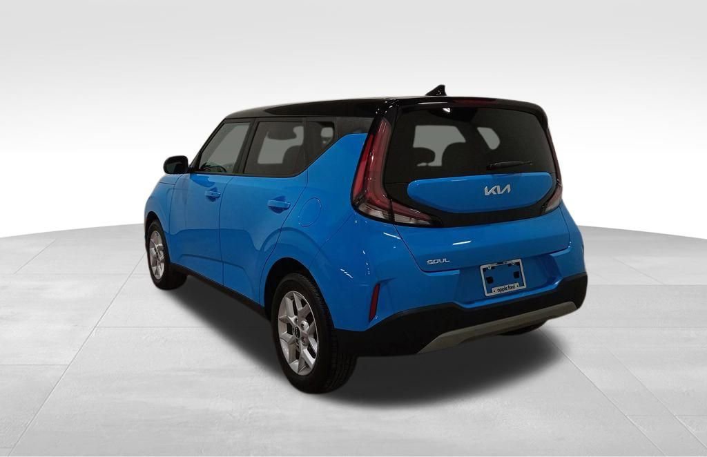 Used 2024 Kia Soul S image 5