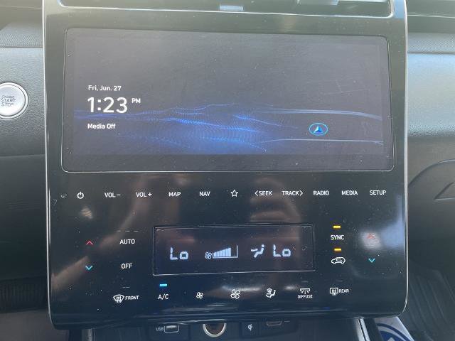 Used 2022 Hyundai Tucson Limited w/ Winter Package image 18