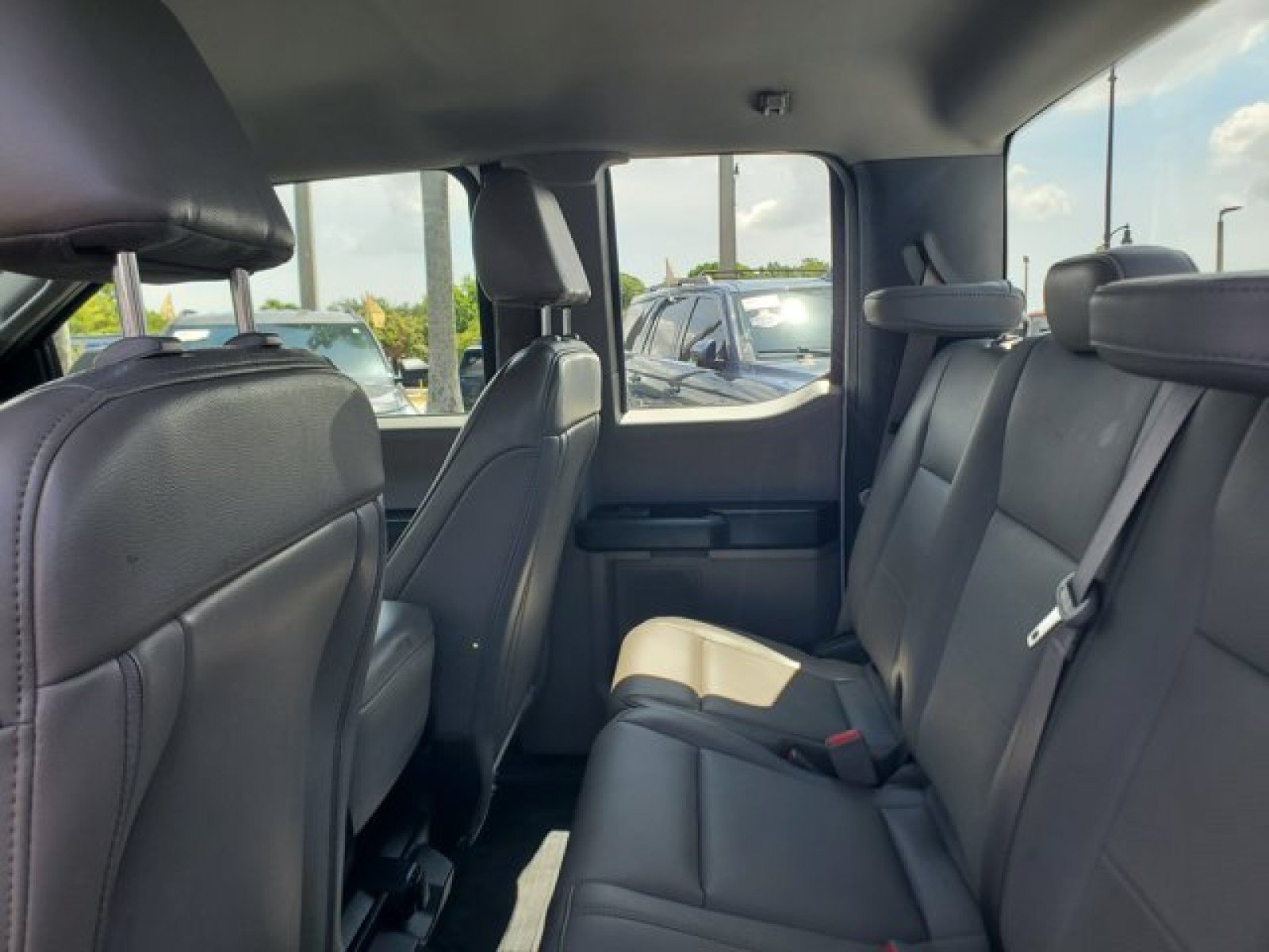 Certified 2018 Ford F150 XL w/ Equipment Group 101A Mid AWD/4WD image 28
