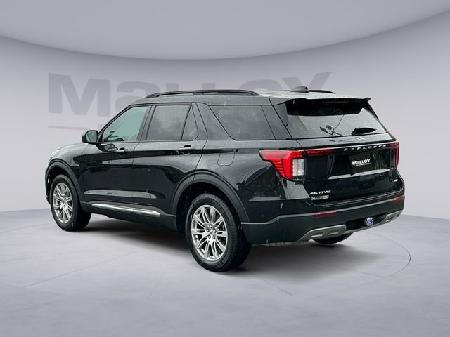 Certified 2025 Ford Explorer Active w/ Active Comfort Package AWD/4WD image 3