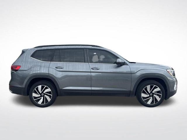 Used 2024 Volkswagen Atlas SE FWD image 4