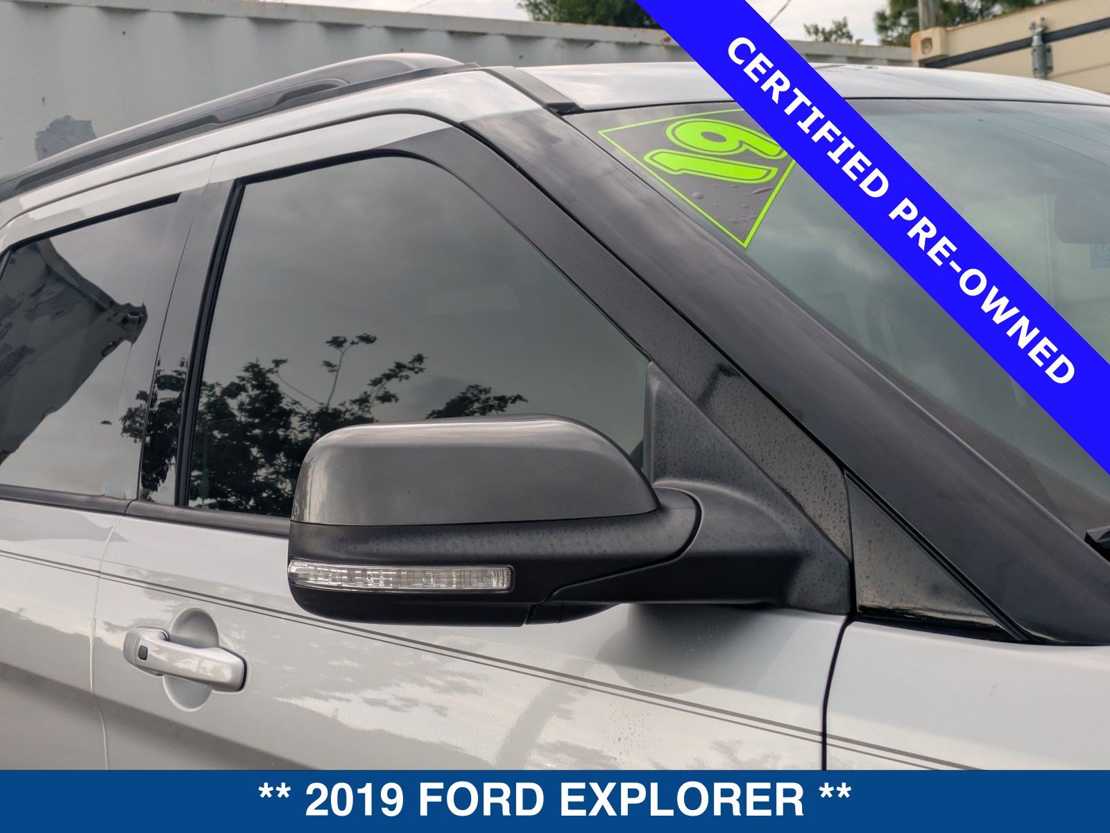 Certified 2019 Ford Explorer XLT w/ Equipment Group 202A FWD image 11