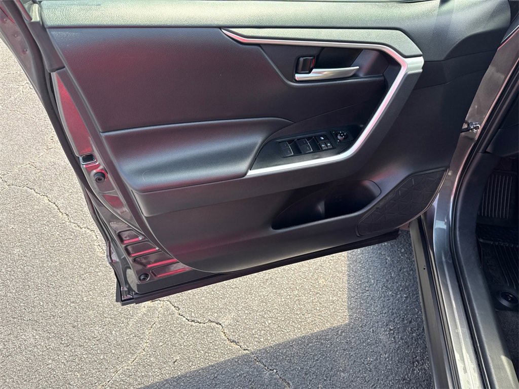 Used 2024 Toyota RAV4 XLE image 10