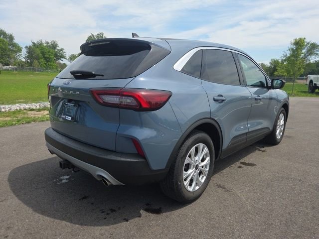 Certified 2023 Ford Escape Active w/ Cold Weather Package FWD image 8