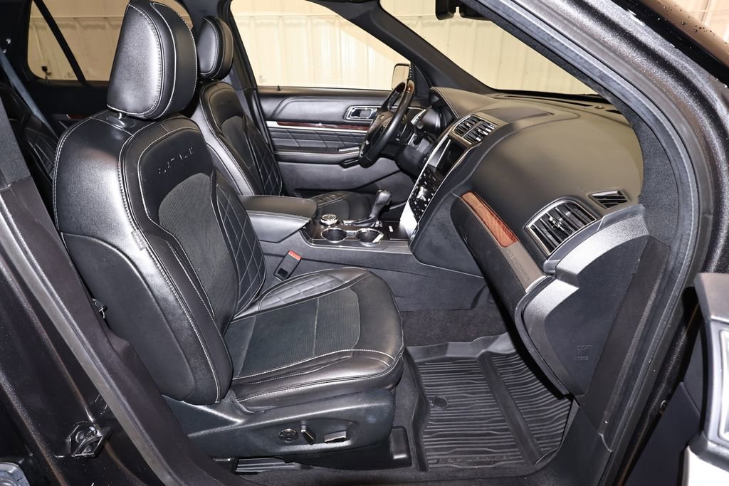 Certified 2018 Ford Explorer Platinum AWD/4WD image 26