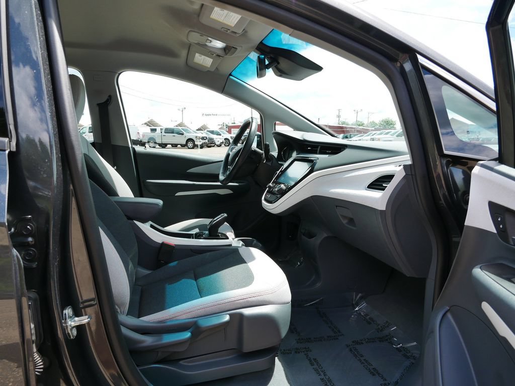 Used 2020 Chevrolet Bolt LT FWD image 8