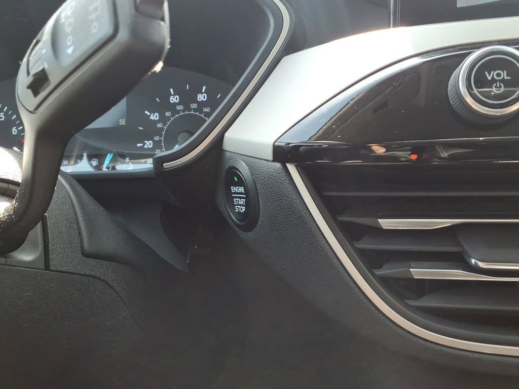 Certified 2022 Ford Escape SEL AWD/4WD image 24