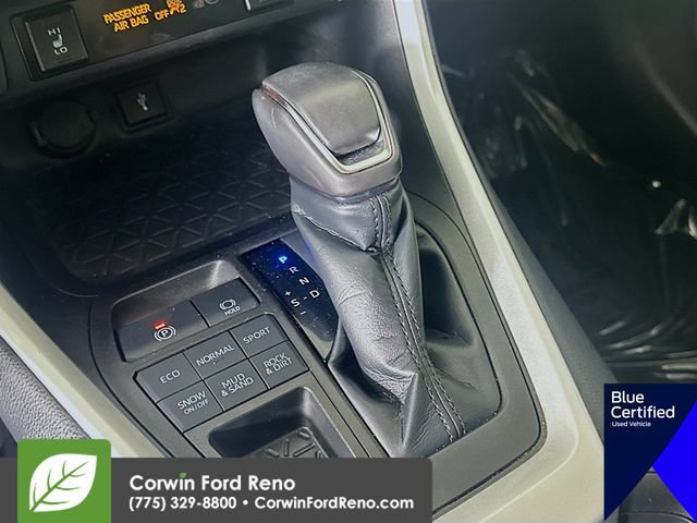 Used 2021 Toyota RAV4 XLE Premium AWD/4WD image 20