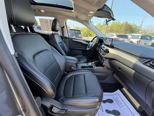 Certified 2022 Ford Escape SEL image 20