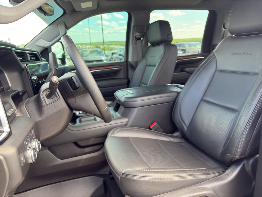 Used 2024 GMC Sierra 2500 Denali w/ Denali Reserve Package AWD/4WD image 10