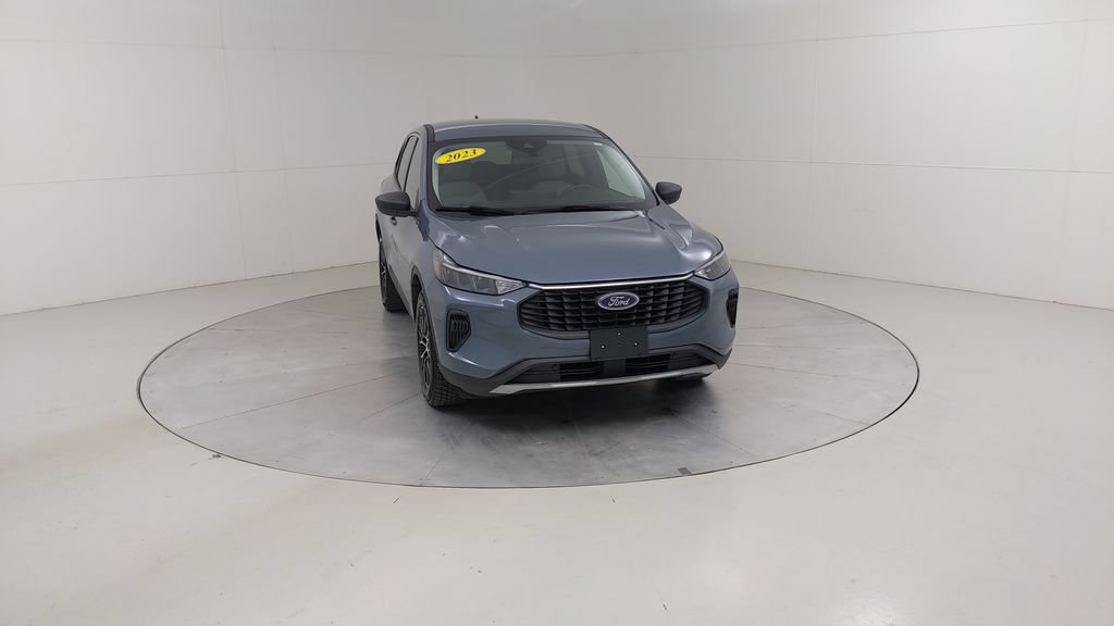 Certified 2023 Ford Escape Active w/ Tech Pack #1 AWD/4WD image 9