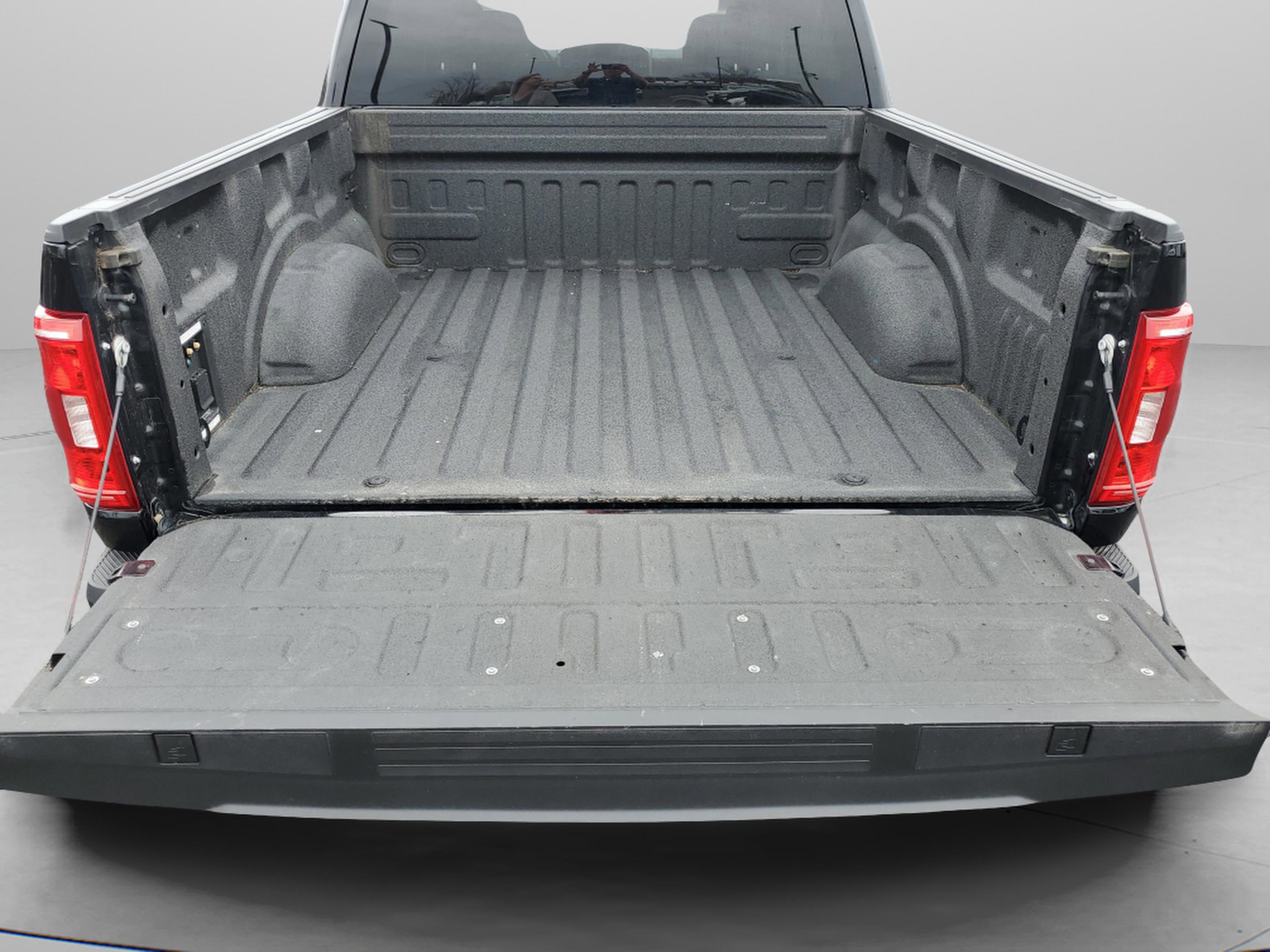 Certified 2023 Ford F150 XLT w/ Equipment Group 302A High image 9