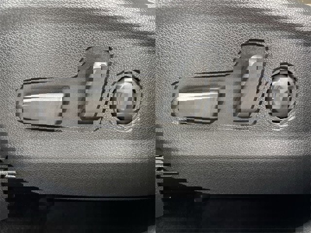 Used 2020 Kia Sportage EX w/ EX Technology Package image 4