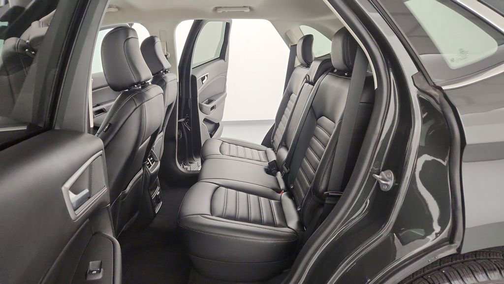 Certified 2024 Ford Edge SEL w/ Convenience Package AWD/4WD image 28
