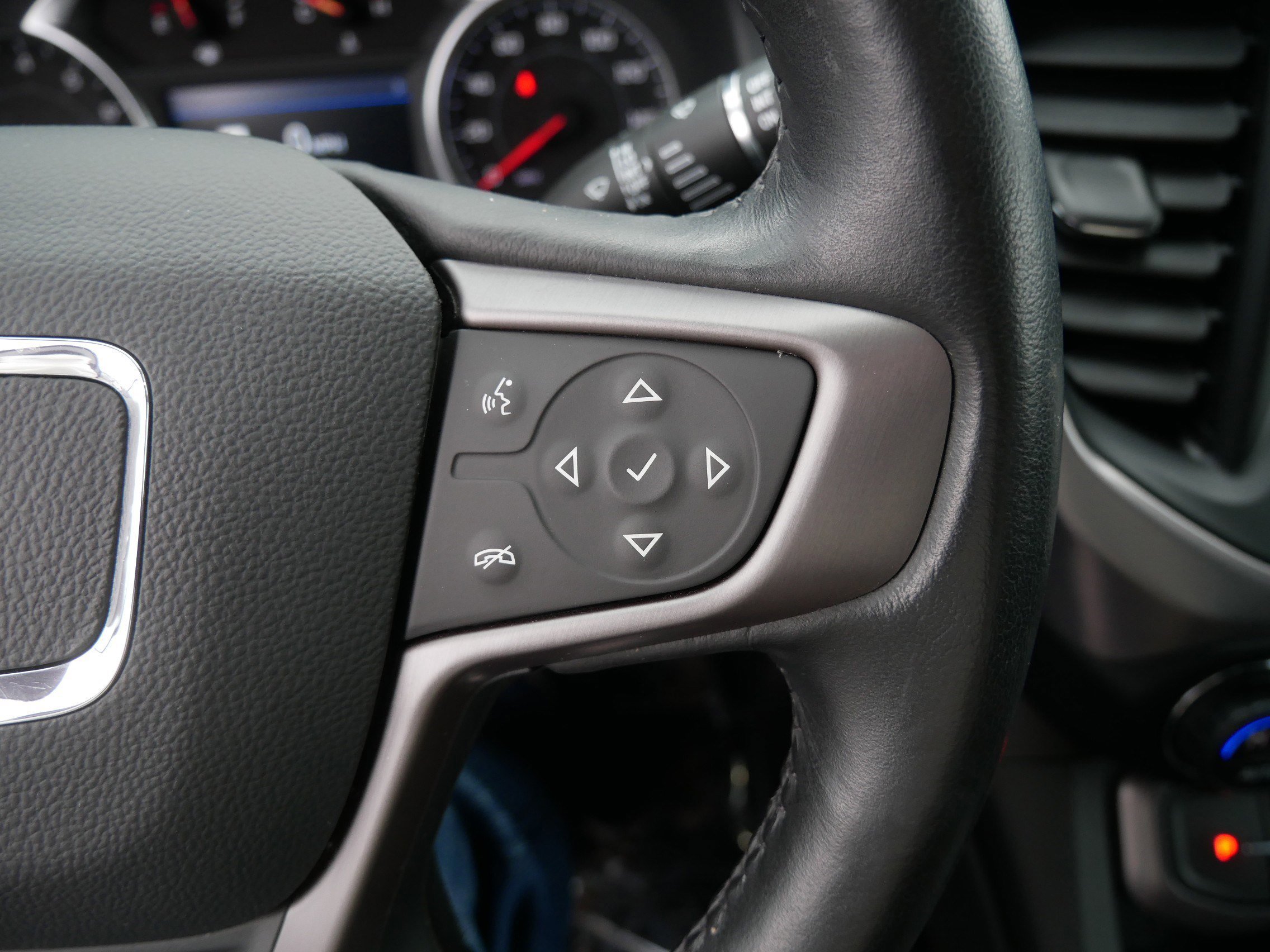 Used 2022 GMC Acadia AT4 w/ Trailering Package image 30