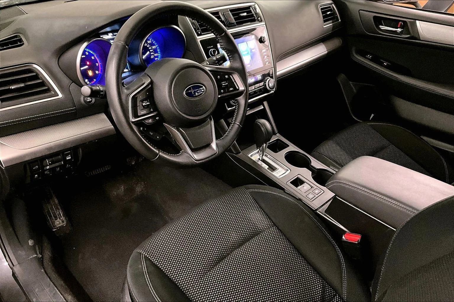 Used 2019 Subaru Outback 2.5i Premium image 12