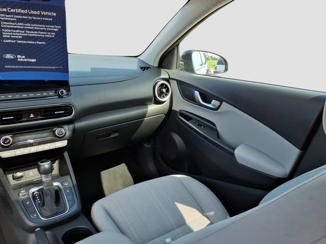 Used 2023 Hyundai Kona SEL w/ Convenience Package image 12