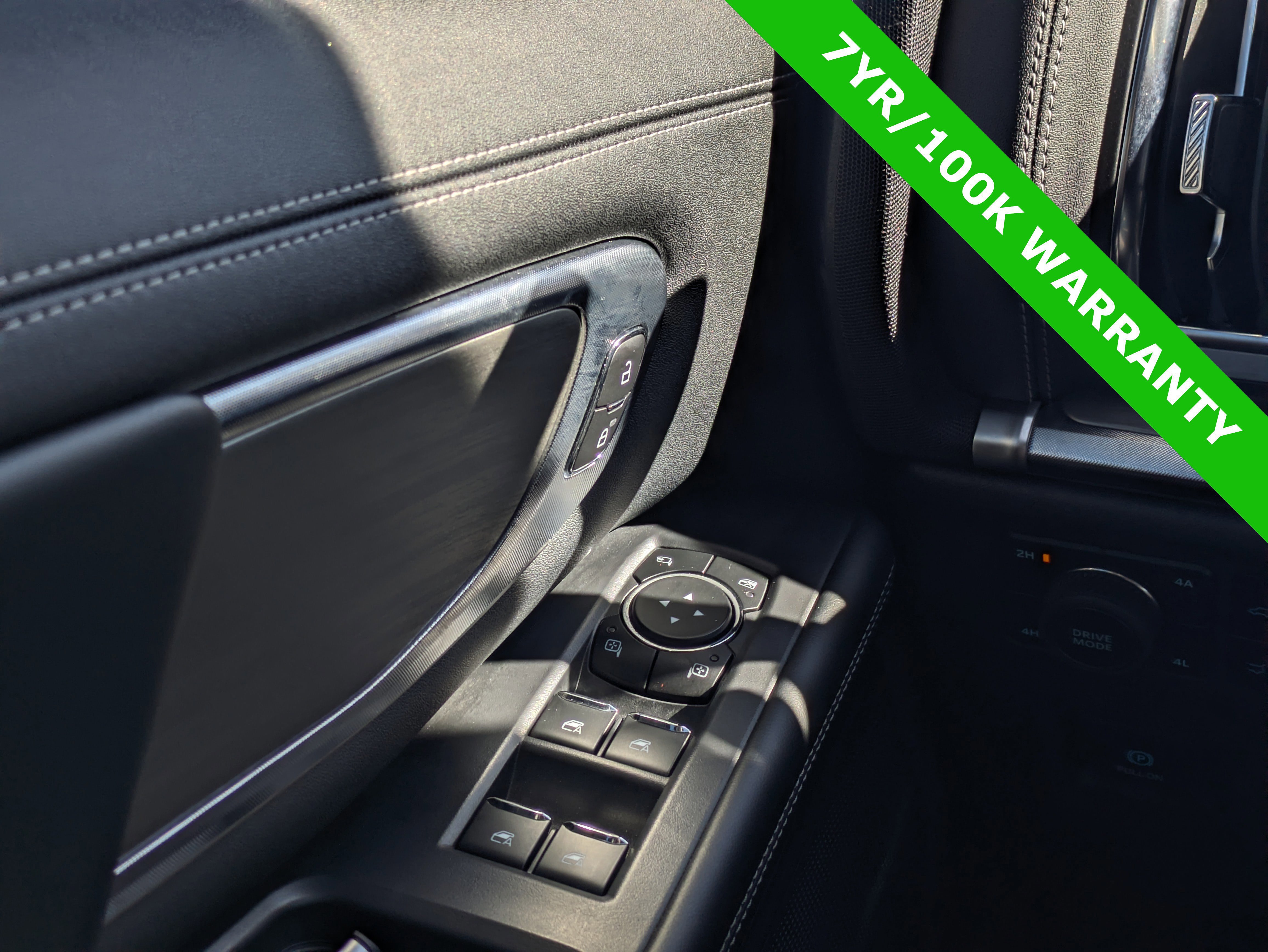 Certified 2025 Ford Expedition Max Platinum image 28