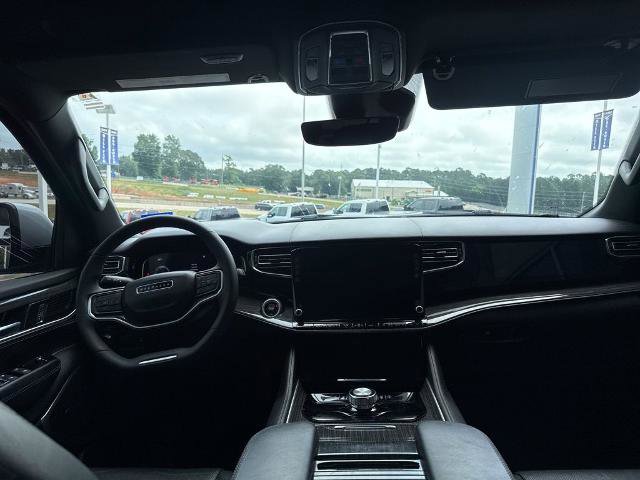 Used 2022 Jeep Wagoneer Series II RWD image 12