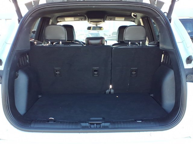 Certified 2023 Ford Escape ST-Line Select w/ Tech Pack #2 AWD/4WD image 9