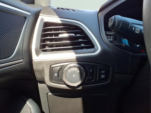 Certified 2024 Ford Edge SEL w/ Convenience Package AWD/4WD image 13